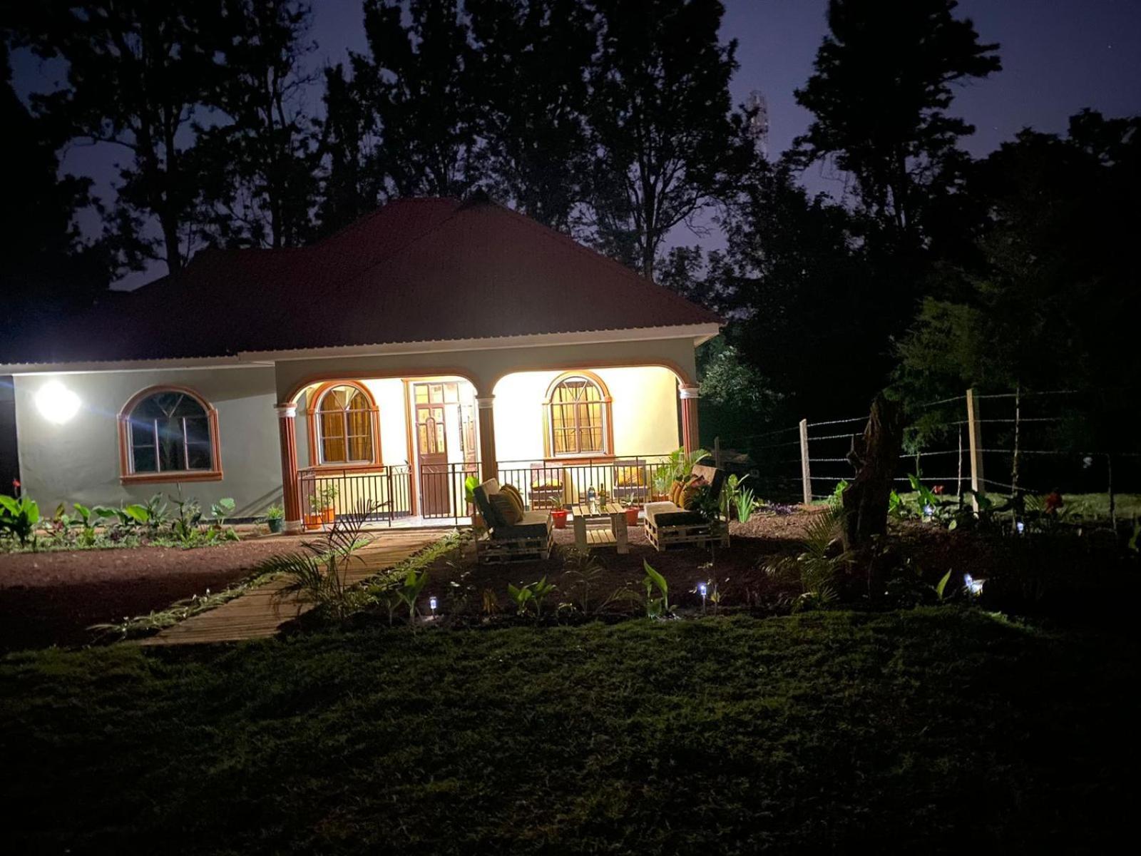 Home Feeling Kilimanjaro Μόσι Εξωτερικό φωτογραφία