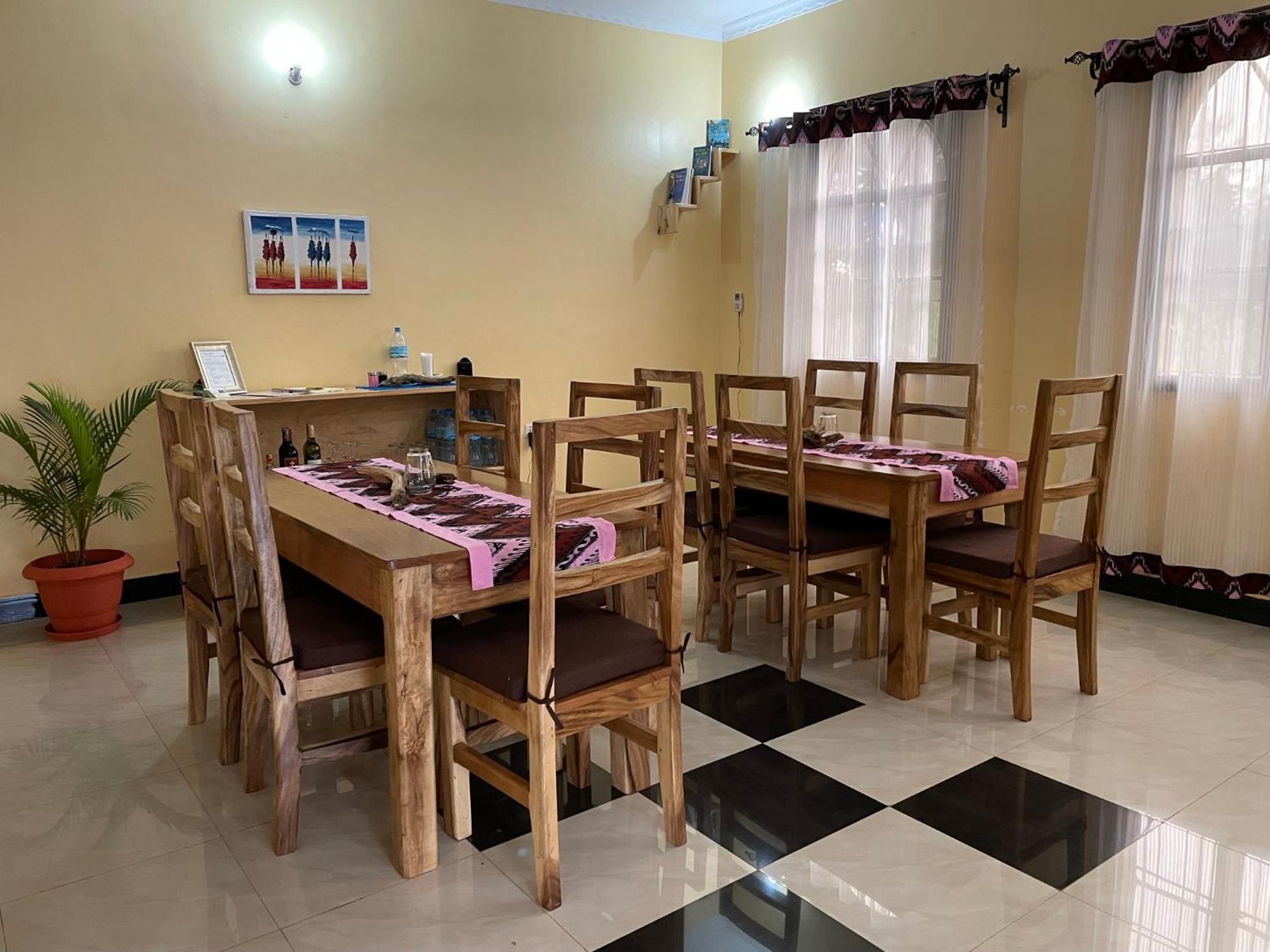 Home Feeling Kilimanjaro Μόσι Εξωτερικό φωτογραφία